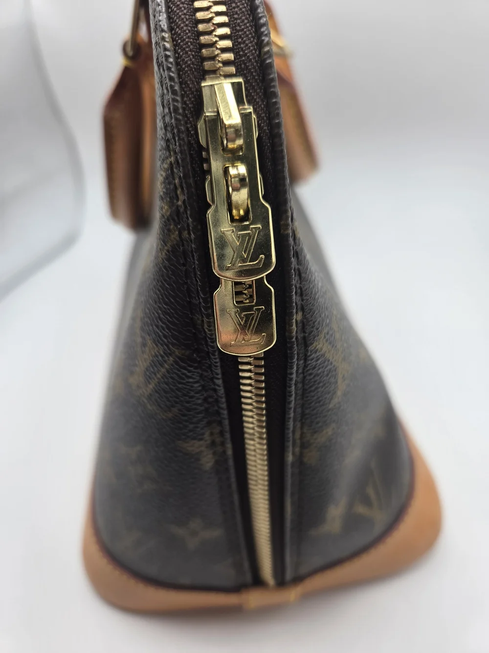 Authentic Louis Vuitton Preloved Monogram Alma PM Handbag W Dust Bag & COA